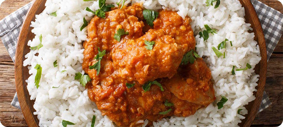 chicken lentil curry on rice